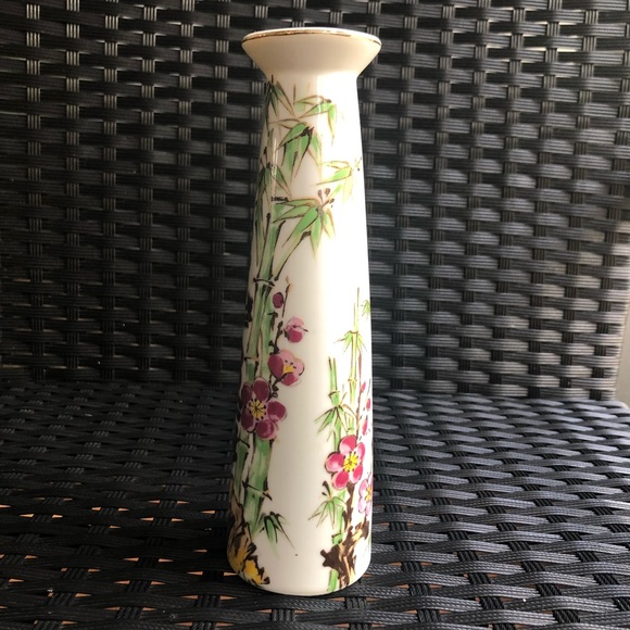 Beautiful vase - Picture 2 of 8